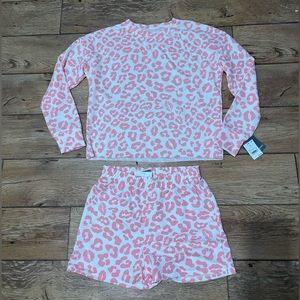 Cheetah target lounge set